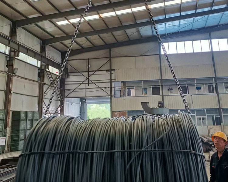 山西三億人防門淺談山西人防門自然通風光照窗井有什么設定規(guī)定？